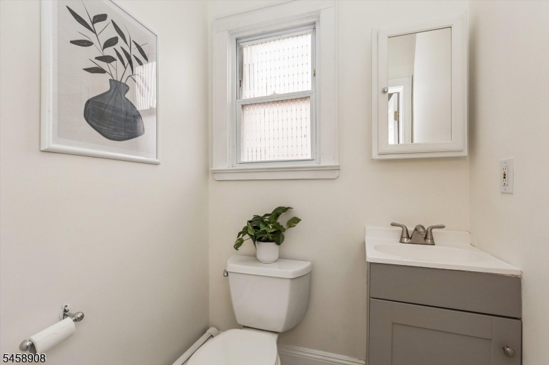 41 N Willow Street Montclair NJ 07042