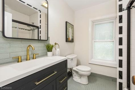 41 N Willow Street Montclair NJ 07042