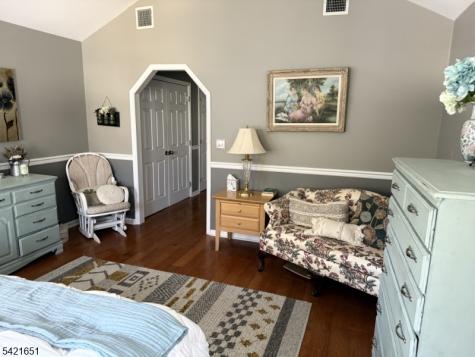 43 Busteed Drive Midland Park NJ 07432