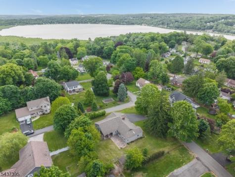 10 Tamarack Road Mount Olive NJ 07828