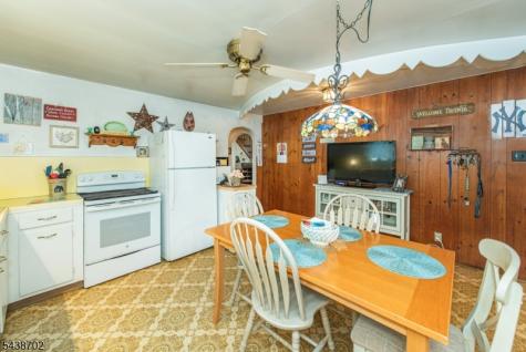 82 State Route 15 Jefferson NJ 07885