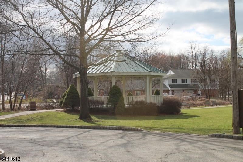 23 House Road Morris NJ 07960