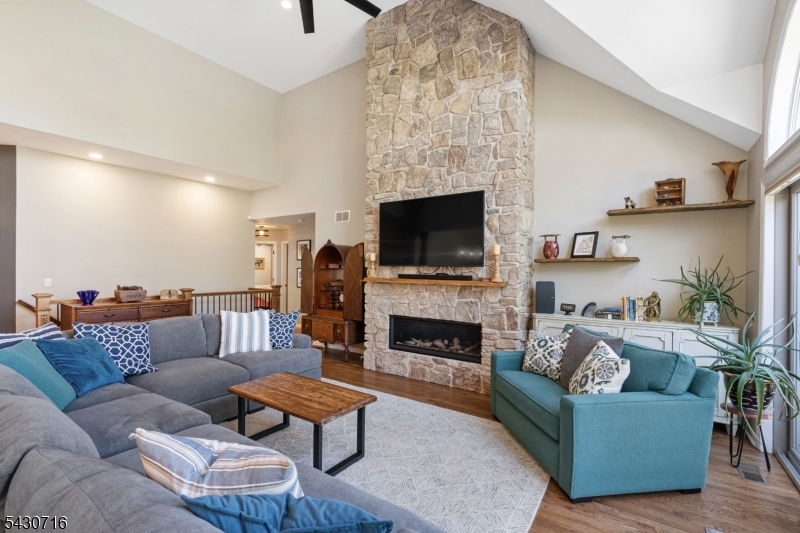 14 Wentworth Court Hardyston NJ 07419