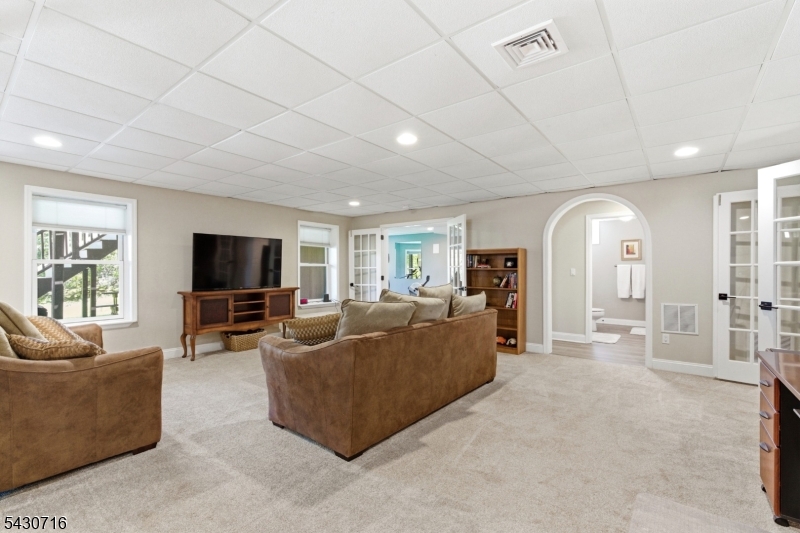 14 Wentworth Court Hardyston NJ 07419
