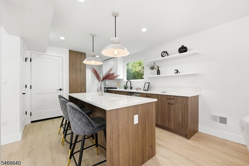 23 Buckingham Road West Orange NJ 07052