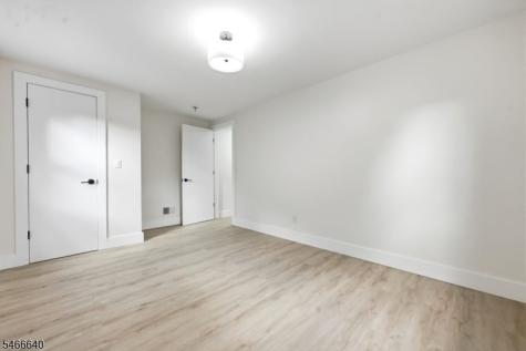 23 Buckingham Road West Orange NJ 07052