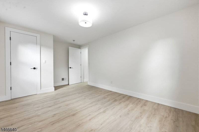 23 Buckingham Road West Orange NJ 07052