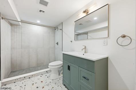23 Buckingham Road West Orange NJ 07052