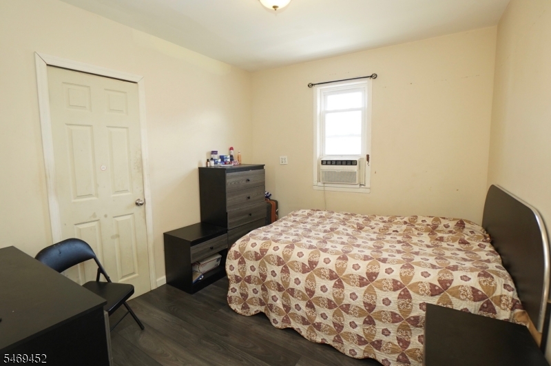 752 Highland Avenue Newark NJ 07104