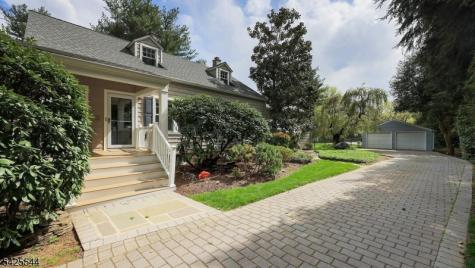 1018 Leland Avenue Scotch Plains NJ 07076