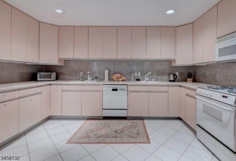 52 Edgemont Road West Orange NJ 07052
