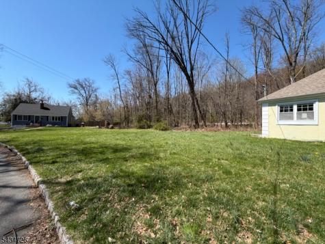 2229 Paff Place Scotch Plains NJ 07076