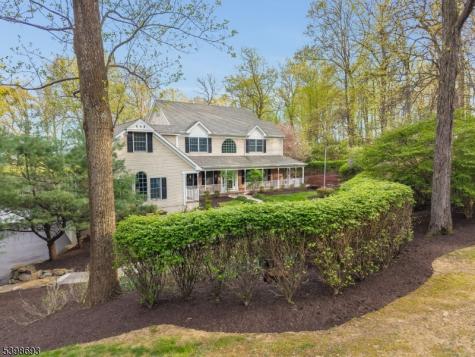15 White Oak Drive Union NJ 08802