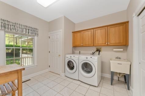 15 White Oak Drive Union NJ 08802
