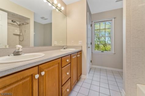 15 White Oak Drive Union NJ 08802