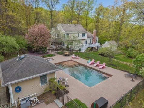 15 White Oak Drive Union NJ 08802