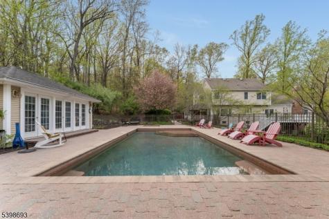 15 White Oak Drive Union NJ 08802