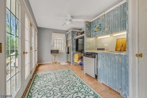 15 White Oak Drive Union NJ 08802