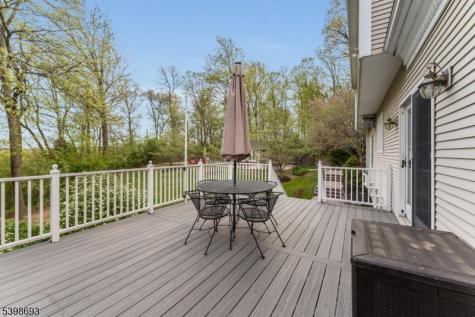 15 White Oak Drive Union NJ 08802