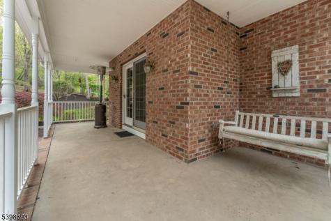 15 White Oak Drive Union NJ 08802