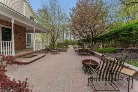 15 White Oak Drive Union NJ 08802