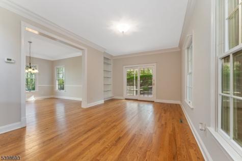 15 White Oak Drive Union NJ 08802