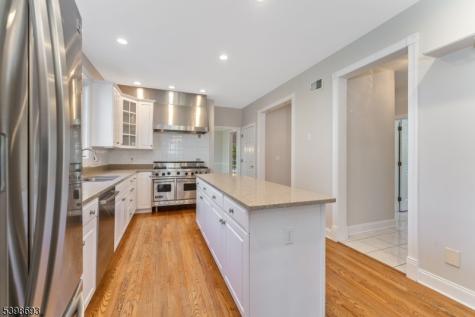 15 White Oak Drive Union NJ 08802