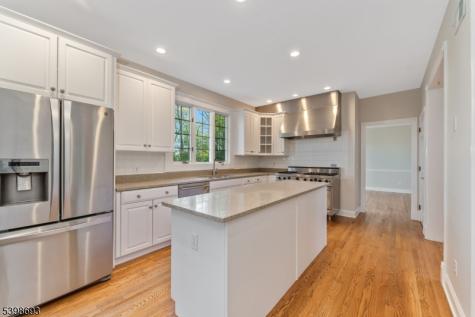 15 White Oak Drive Union NJ 08802