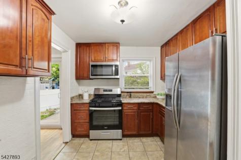 721 Beechwood Road Linden NJ 07036