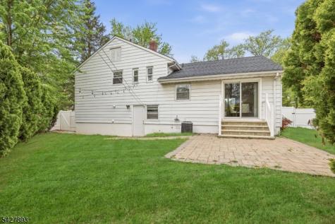 721 Beechwood Road Linden NJ 07036