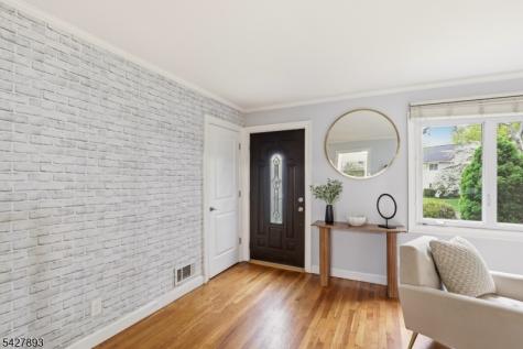 721 Beechwood Road Linden NJ 07036