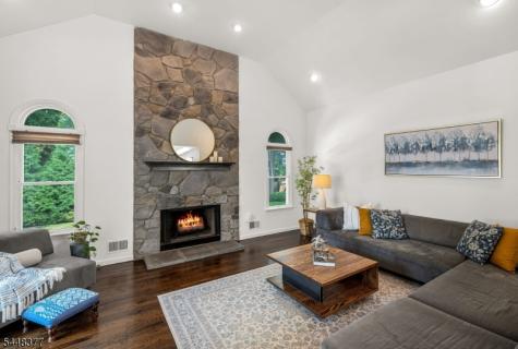 135 Bellair Road Ridgewood Village NJ 07450