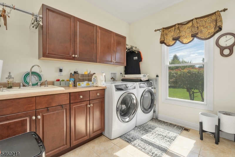 104 Robbins Road Branchburg NJ 08876