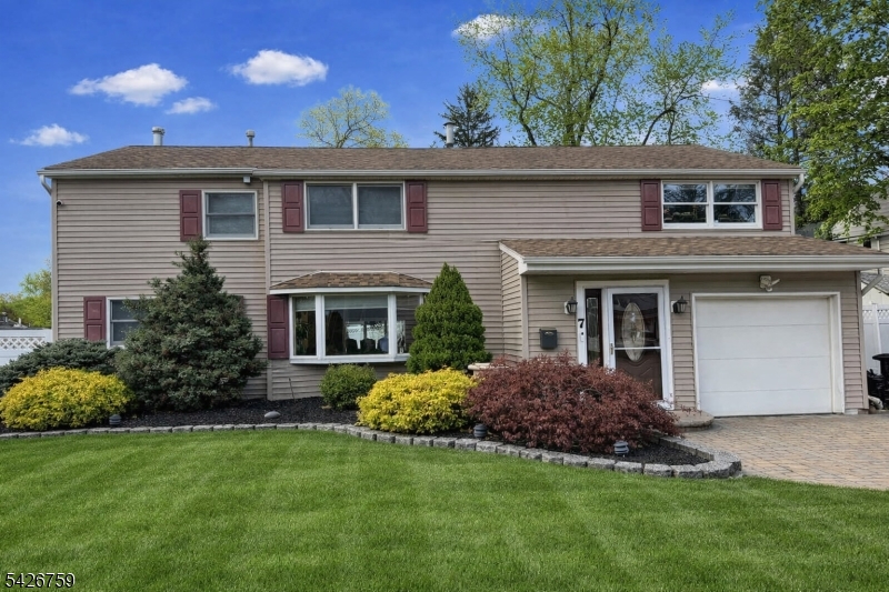 7 Stuart Street Waldwick NJ 07463