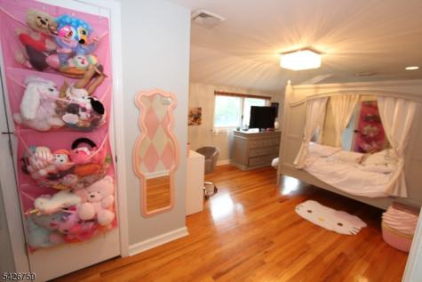 7 Stuart Street Waldwick NJ 07463