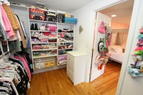 7 Stuart Street Waldwick NJ 07463