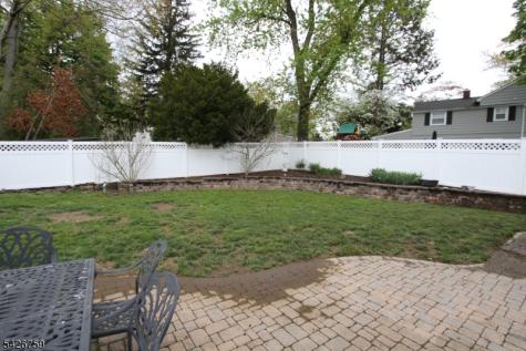 7 Stuart Street Waldwick NJ 07463