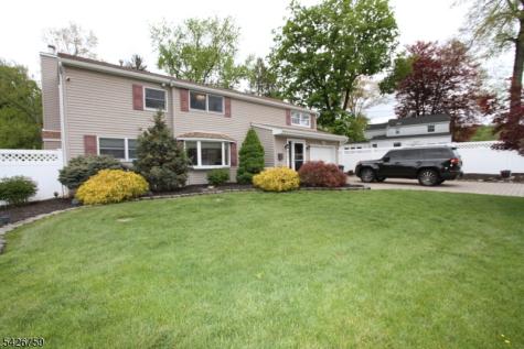 7 Stuart Street Waldwick NJ 07463