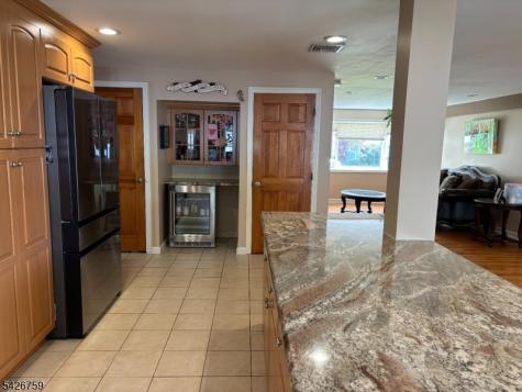 7 Stuart Street Waldwick NJ 07463