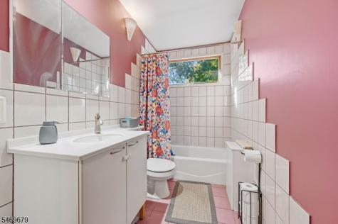 510 Dinah Road Roxbury NJ 07850