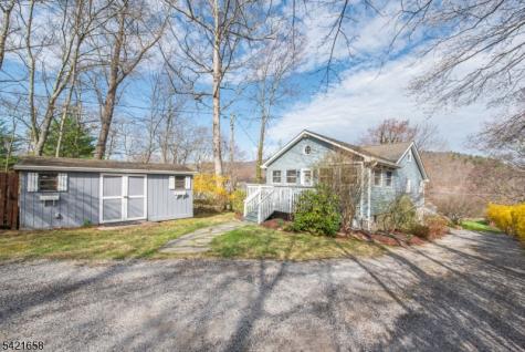 46 Myrtle Avenue Frankford NJ 07826