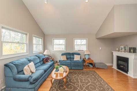 46 Myrtle Avenue Frankford NJ 07826