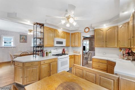 23 E 9th Street Clifton NJ 07011