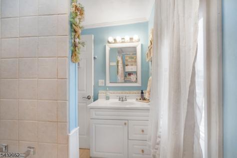 23 E 9th Street Clifton NJ 07011