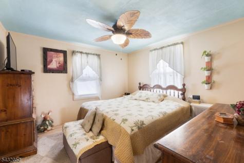 23 E 9th Street Clifton NJ 07011
