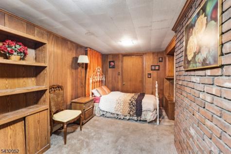 23 E 9th Street Clifton NJ 07011