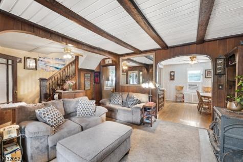 23 E 9th Street Clifton NJ 07011