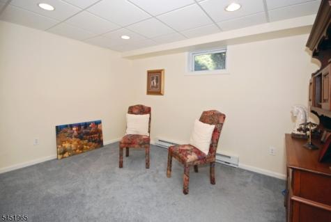 32 Coddington Road Readington NJ 08889