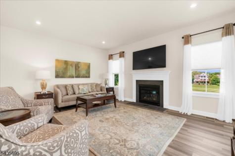 124 Club House Drive Washington NJ 07882