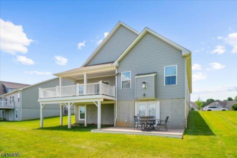 124 Club House Drive Washington NJ 07882
